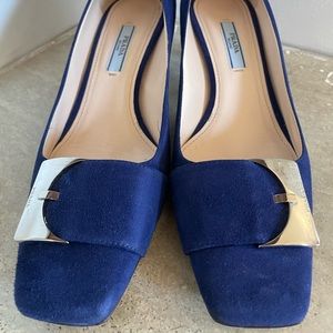Prada Navy Blue Suede Low Heel Pump Silver Buckle Woman's 7.5